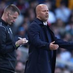 아르네 슬롯 감독은 풀럼 전 프리미어리그 패배 이후 리버풀 선수들을 비판에서 보호하고 있다