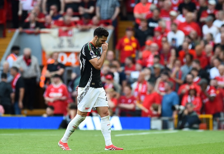 Arsenal có được 1 điểm ở vòng 36 Premier League