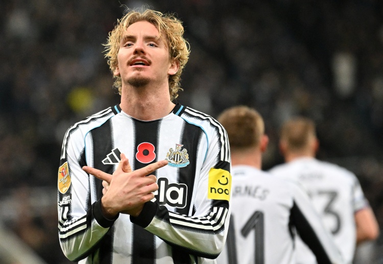 英联杯 凭借沃尔特马德的头球破门,纽卡斯尔以2比0锁定八强席位。