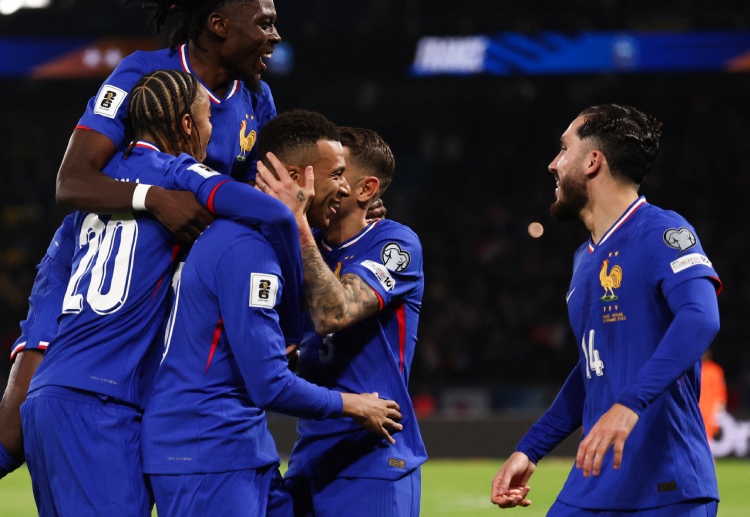 “ကမ္ဘာ့ဖလားမှာ ကစားဖူးတဲ့သူတွေပဲ ဘယ်လောက် ထူးခြားလဲ ဆိုတာ သိကြပါတယ်။