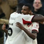 英超联赛 利物浦前锋伊萨克终于打破了长达七场的进球荒，打入了个人首粒英超进球