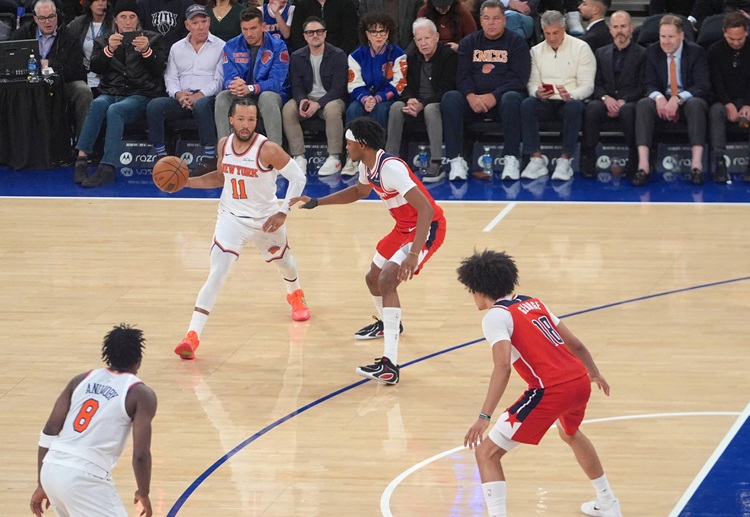Can Jalen Brunson lead the Knicks to victory against the 76ers in their upcoming NBA clash?