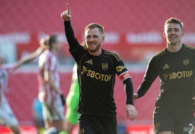 英足总杯 凭借凯文和哈里森·里德的进球，富勒姆2比1逆转斯托克城，成功挺进足总杯16强。