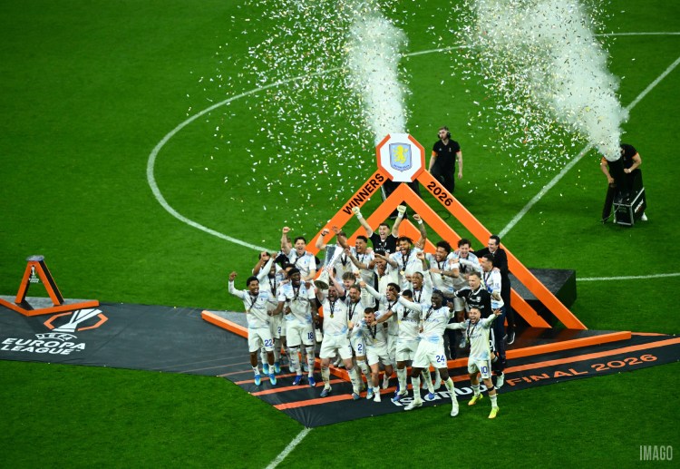 Aston Villa end a 44‑year European wait in style, beating Freiburg 3‑0 in Istanbul for Europa League glory